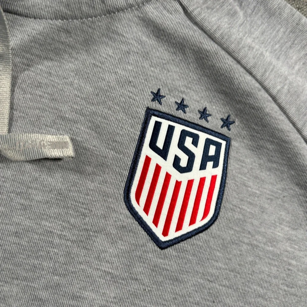 Nike Soccer Hoodie Womens S Gray USWNT 4-Star Dri-FIT Cropped Quarter-Zip